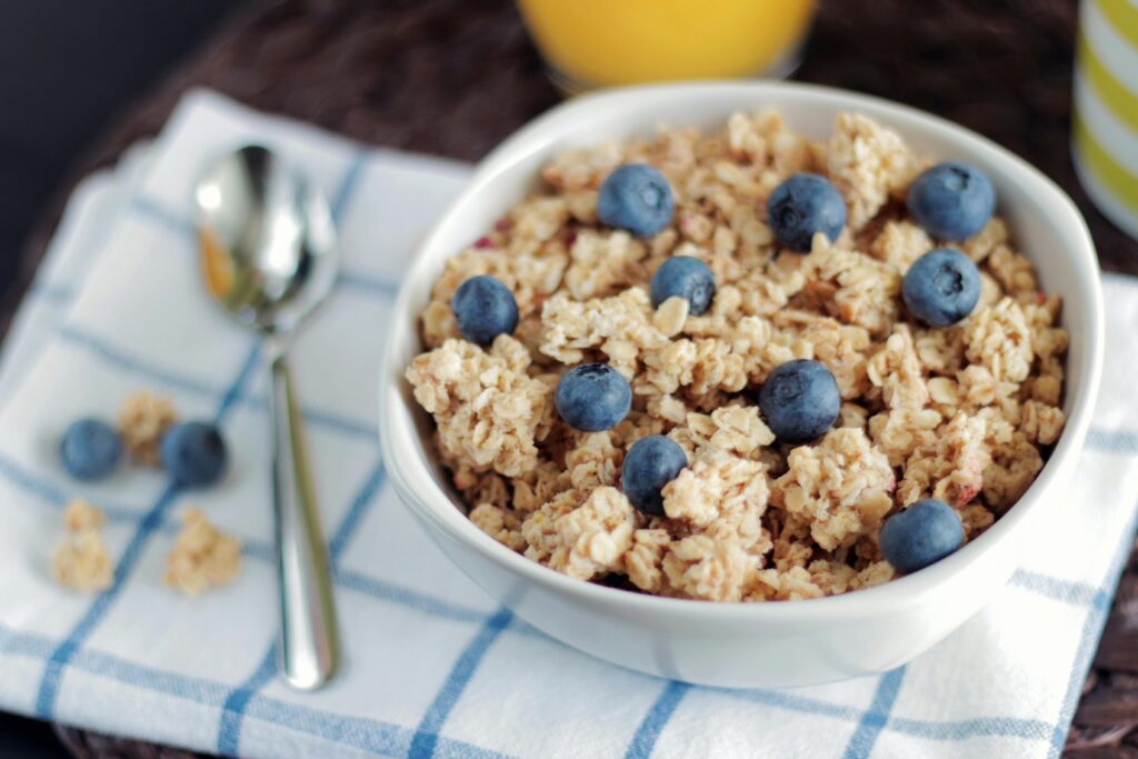 routine mattutina: porridge a colazione