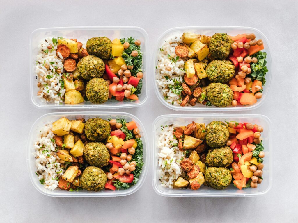 alimentazione sportiva salutare per allenamento ibrido